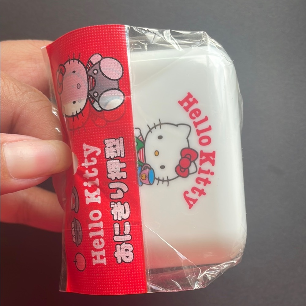 Hello Kitty White Triangle Onigiri Maker